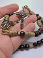 Terço em Paracord - Nossa Senhora das Graças - Caqui Marrom - Imagem 4