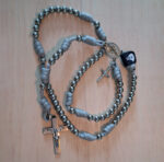 Terço em Paracord - Nossa Senhora das graças - Cinza/Prata - Imagem 2