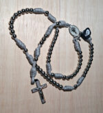 Terço em Paracord - Nossa Senhora das graças - Cinza/Prata - Imagem 4